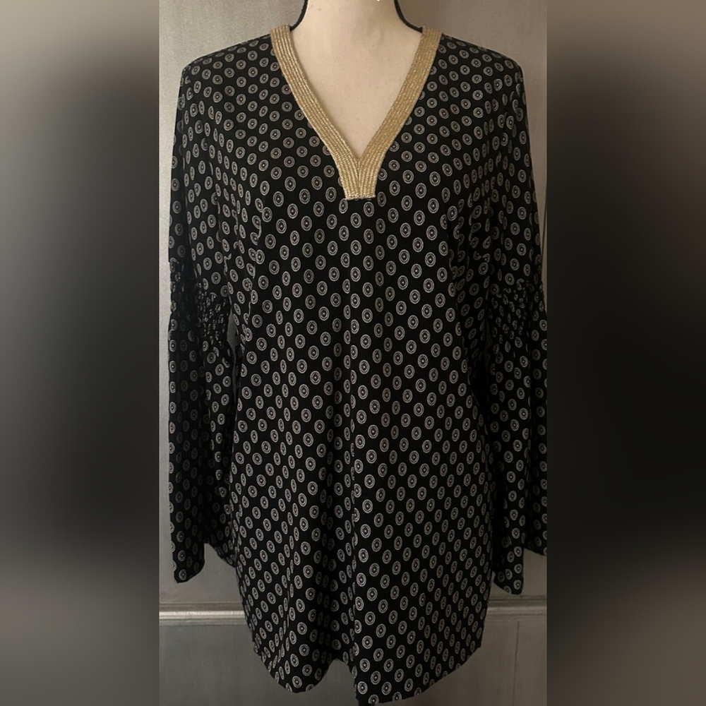 Michael Kors Black and Gold Patterned V-Neck Long Sleeve Medium Womens Top